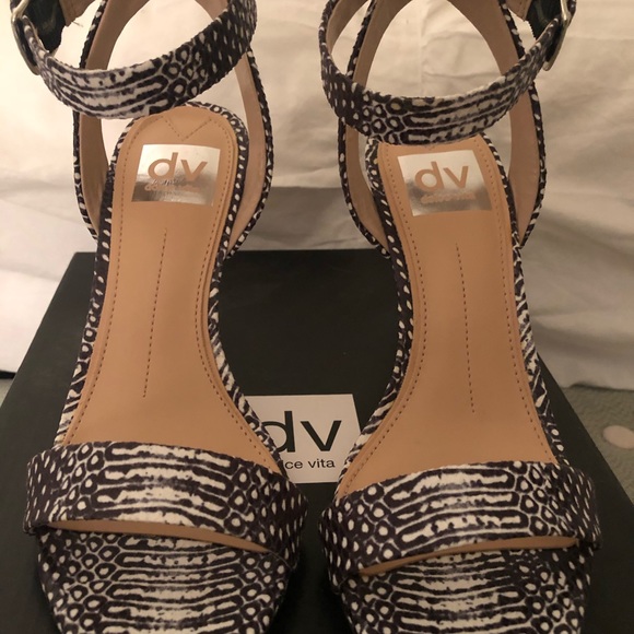 Dolce Vita Berkeley snake print high heel shoe - Picture 3 of 7